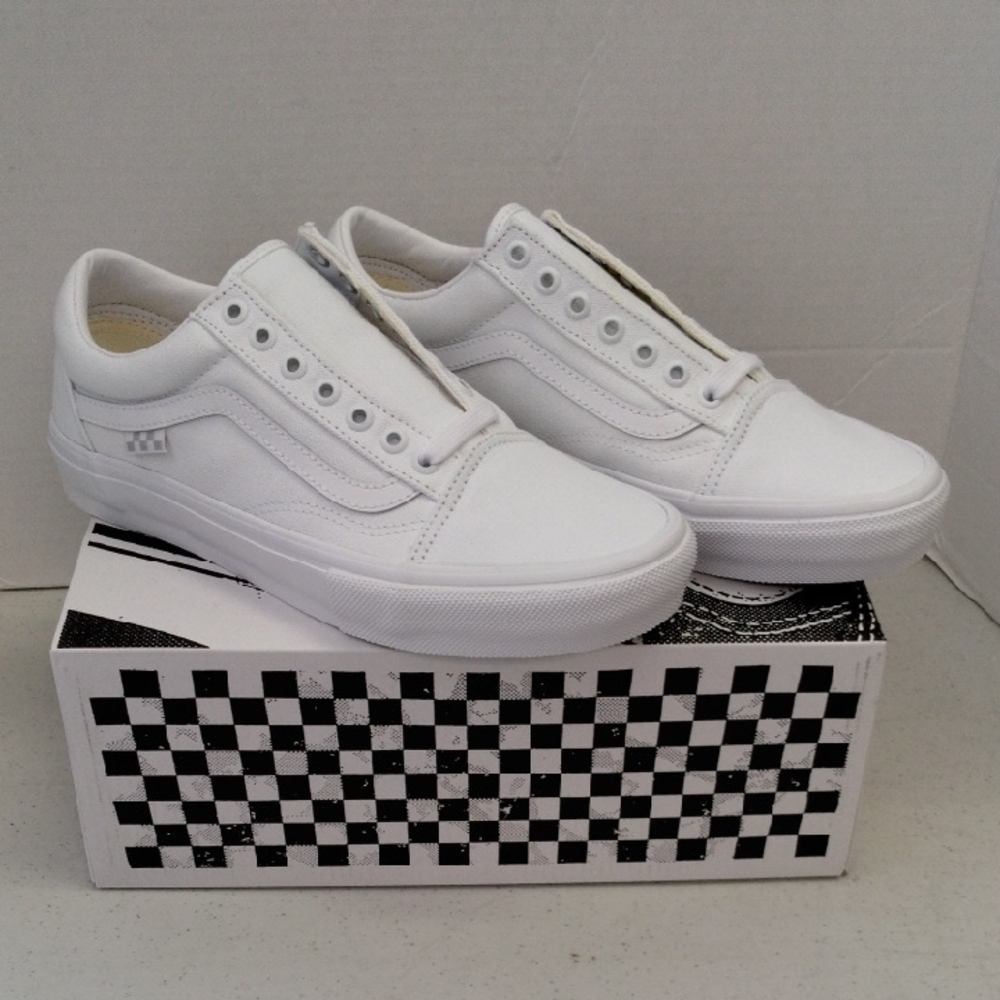 Old Skool Pro in True White Canvas